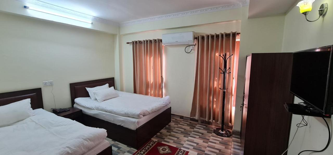 Pashupati View Hotel Kathmandu Exterior photo